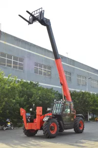 Cargador articulado Telescópico TR750